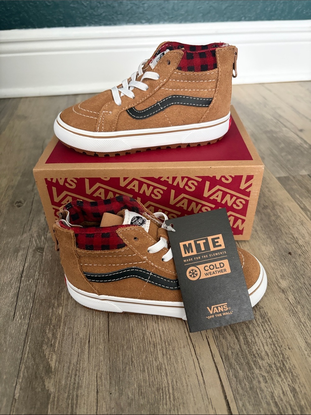 Vans Kids Tan Suede High-Top Sneakers with Red Plaid Lining
